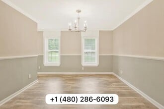 3490 Thompson Dr NW in Atlanta, GA - Building Photo - Building Photo