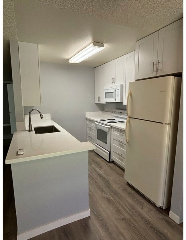 property at 140 Uwapo Rd