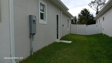 161 Antilla Dr in Rotonda West, FL - Building Photo - Building Photo