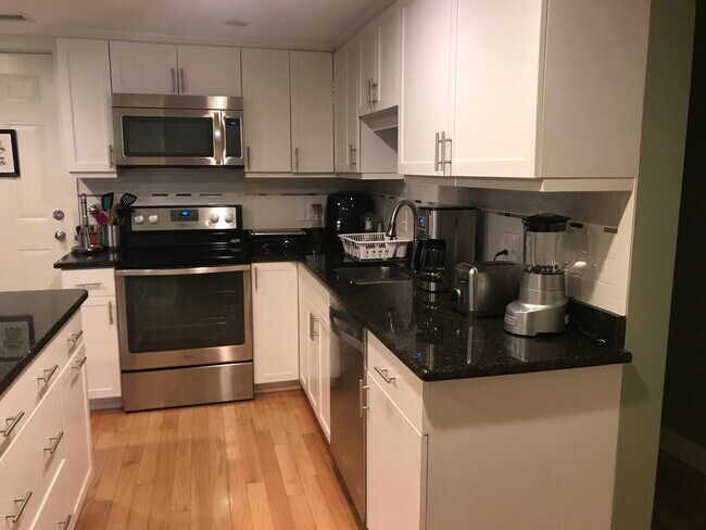 property at 2025 Commonwealth Ave