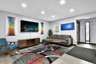 621 NE 28th St in Wilton Manors, FL - Building Photo