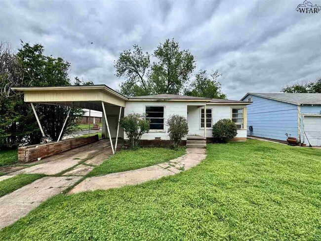 property at 1672 Keeler Ave