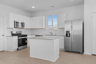 24505 Red Hawthorn Trce in Porter, TX - Building Photo - Building Photo