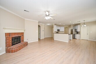 7102 Casita Dr in Magnolia, TX - Building Photo - Building Photo