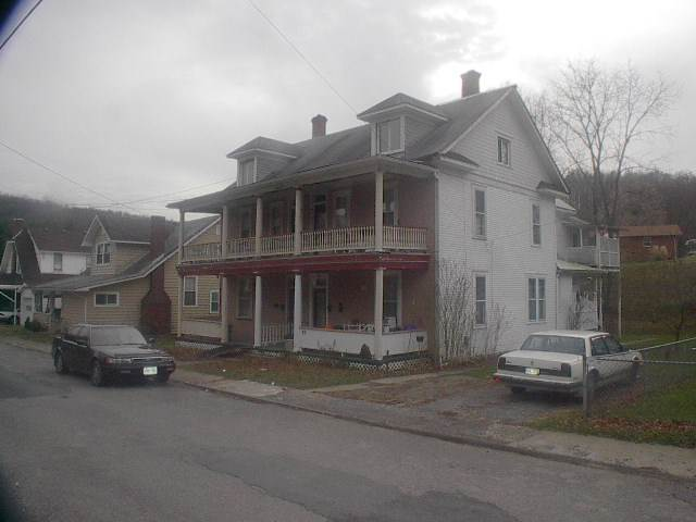 57-59 Terrace Ave in Salem, WV - Building Photo