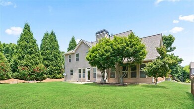6121 Stillwater Trail in Flowery Branch, GA - Building Photo - Building Photo