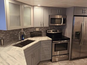 4020 Galt Ocean Dr, Unit 510 in Fort Lauderdale, FL - Building Photo - Building Photo