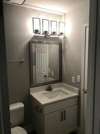 Building Photo - Cordoba Apartments in Phoenix, Arizona