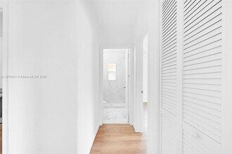 2622 SW 36th Ave in Miami, FL - Building Photo - Building Photo