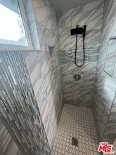 22602 Hatteras St in Los Angeles, CA - Building Photo - Building Photo