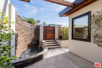 245 Tranquillo Rd in Los Angeles, CA - Building Photo - Building Photo