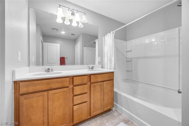 3831 E Park Field Dr