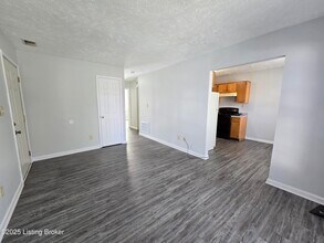 1704 Stallings Ave in Louisville, KY - Building Photo - Building Photo