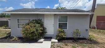 5475 42nd St N in St. Petersburg, FL - Building Photo