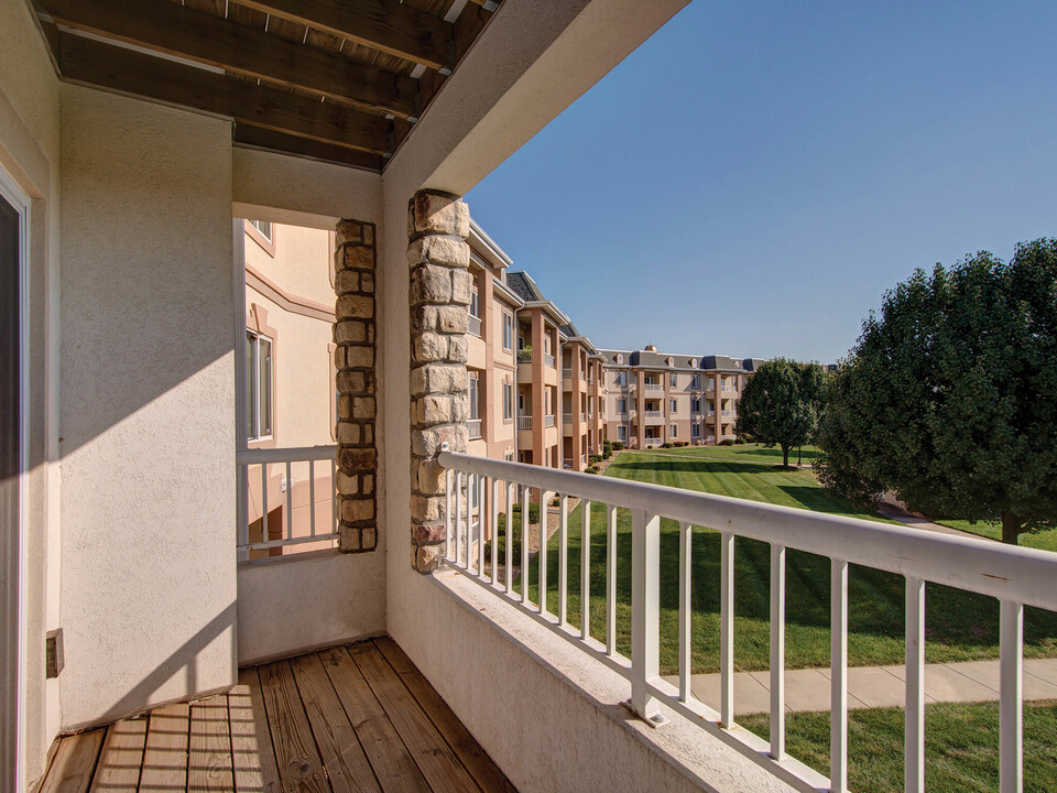 The Abbey Apartments in Springfield, MO - Building Photo