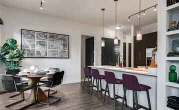 7600 Kirby Dr in Houston, TX - Building Photo - Building Photo