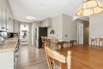 110 Gleneida Ave in Carmel, NY - Building Photo - Building Photo