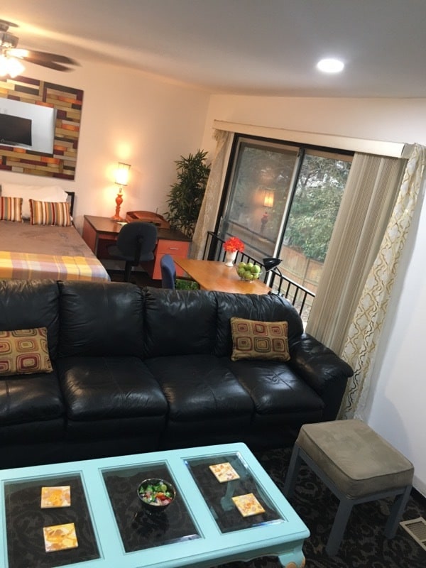 11114 Oak Leaf Dr, Unit 1st floor suite in Silver Spring, MD - Building Photo - Building Photo