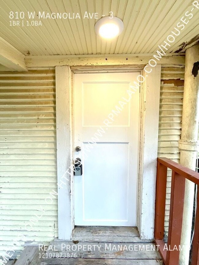 810 W Magnolia Ave in San Antonio, TX - Building Photo - Building Photo