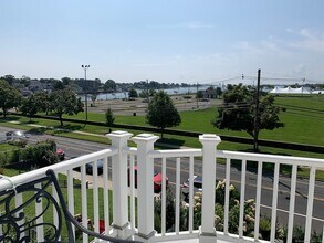 35 Seaview Ave in Norwalk, CT - Building Photo - Building Photo