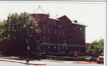 Augusta Apartment House in Washington, DC - Building Photo - Building Photo