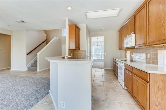 9937 Appletree Way in Fort Worth, TX - Foto de edificio - Building Photo