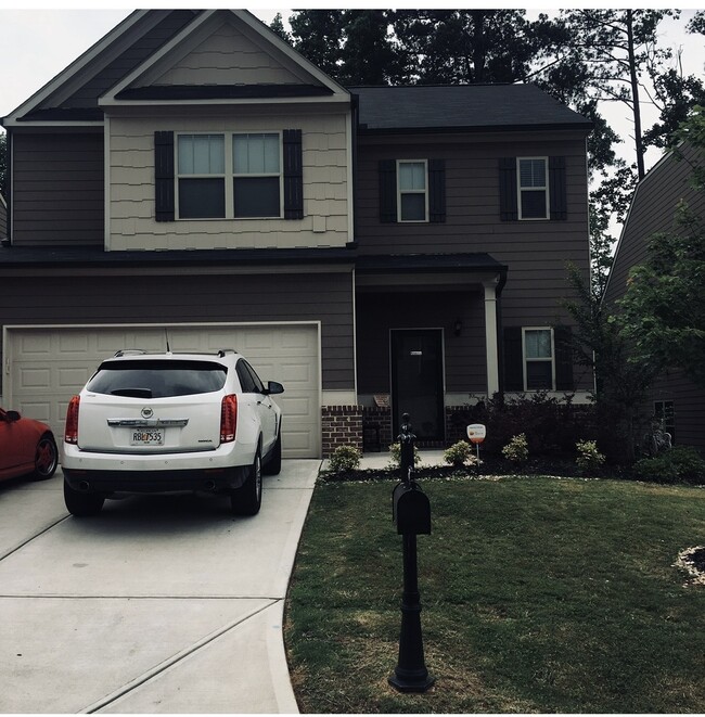 property at 3911 Kingfisher Dr