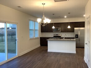 164 River Hwy in Mooresville, NC - Building Photo - Building Photo