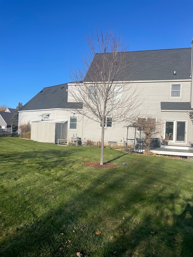 6349 Woodhall Ct in Hudsonville, MI - Foto de edificio - Building Photo