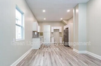 164 W Arizona St in Indianapolis, IN - Building Photo - Building Photo