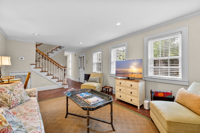 69 Anson St in Charleston, SC - Building Photo - Building Photo
