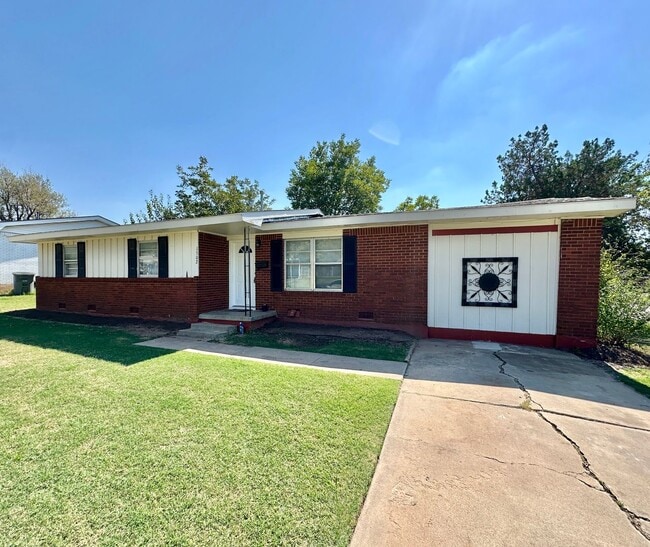 1502 NW 47th St