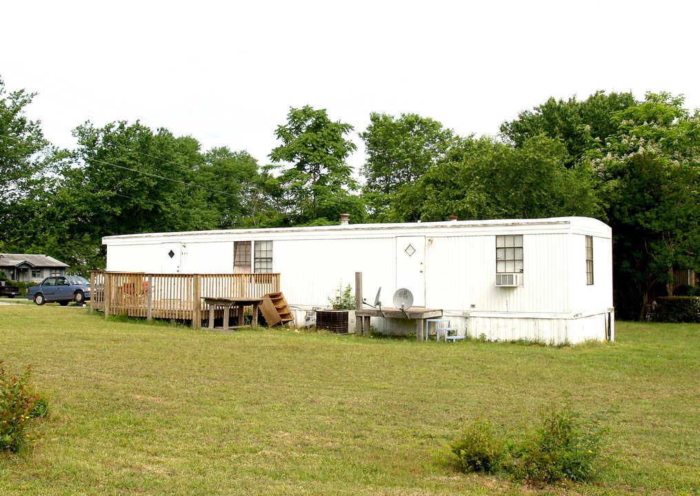 Bay Creek Mobile Home Park in Loganville, GA - Building Photo