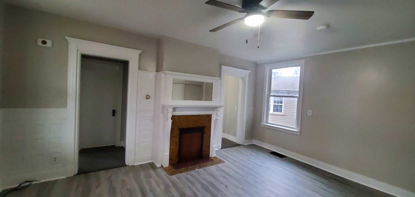 416 Central Ave, Unit C in Sandusky, OH - Building Photo