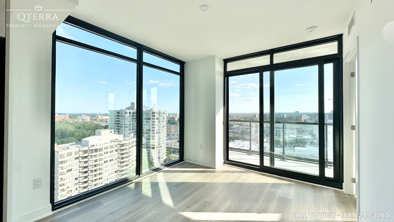 86 Dundas St E in Mississauga, ON - Building Photo