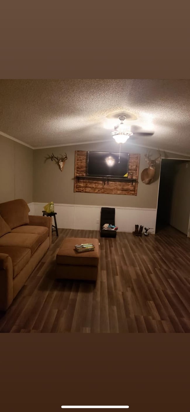 property at 952 Road 1349