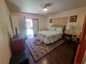 212 3rd Ave, Unit Ocean View Month to Month in Venice, CA - Building Photo - Building Photo