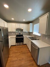 3413 Cascade Loop in Yakima, WA - Building Photo - Building Photo