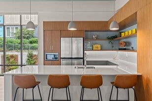 Baldwyn in Seattle, WA - Building Photo