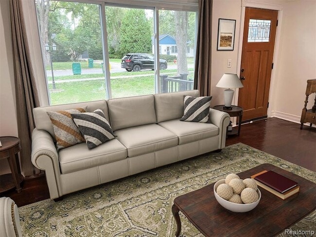 23096 Hawthorne St in Farmington, MI - Building Photo - Building Photo