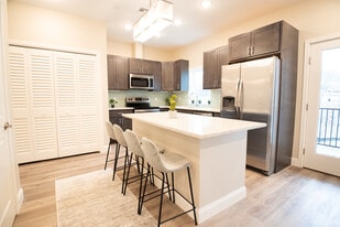 Hudson Place in Highland, NY - Building Photo