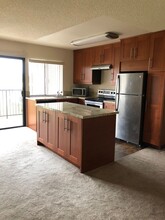 7855 Cowles Mountain Ct in San Diego, CA - Building Photo - Building Photo
