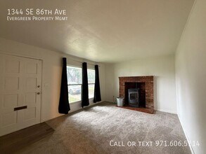 1344 SE 86th Ave in Portland, OR - Building Photo - Building Photo