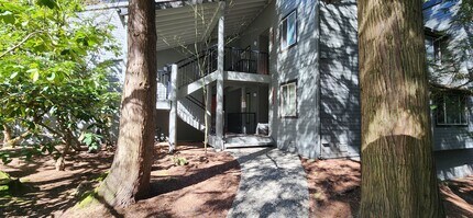14620 NE 80th Pl, Unit 35A in Redmond, WA - Building Photo - Building Photo