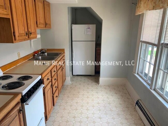 property at 67 Pine St