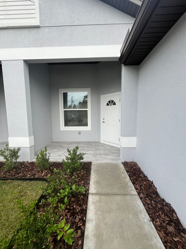 4 Sebastian Ct in Palm Coast, FL - Building Photo - Building Photo