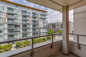 Camellia At The Gardens in Richmond, BC - Building Photo - Interior Photo