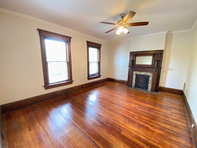 1045 Hunter Ave in Columbus, OH - Building Photo - Building Photo