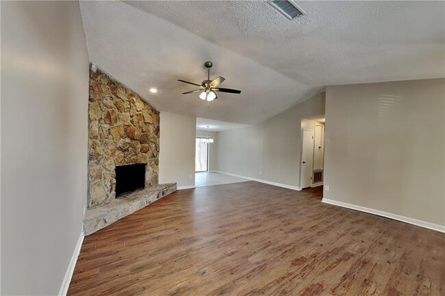 5359 Stafford Dr NW in Lilburn, GA - Building Photo - Building Photo