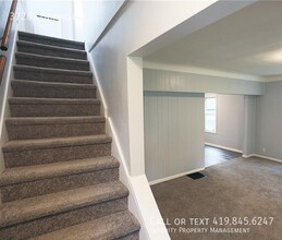 3726 Lockwood Ave in Toledo, OH - Building Photo - Building Photo